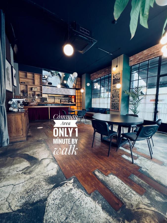 Nomad Hostel Karakoey Istanbul Exterior photo