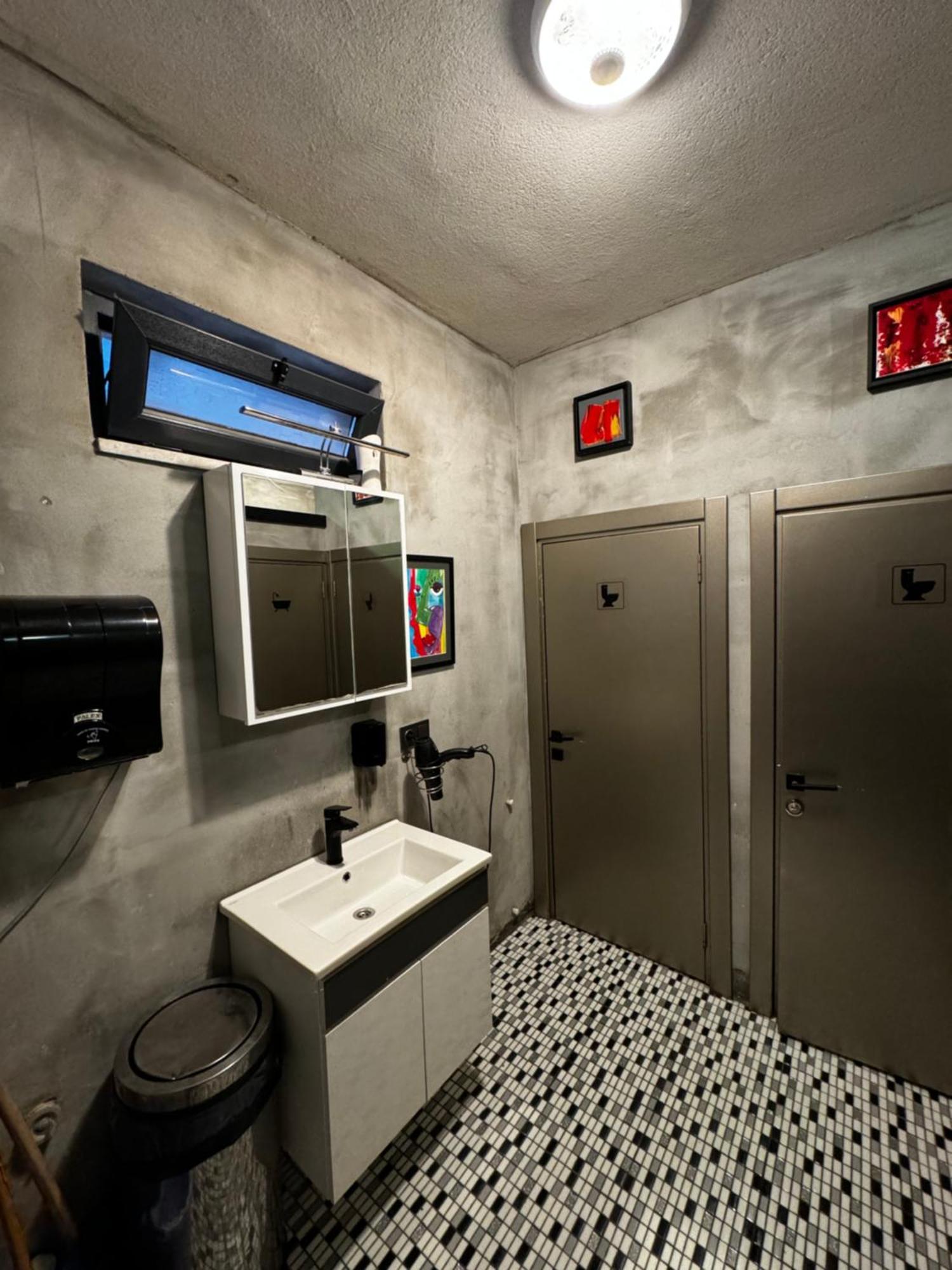 Nomad Hostel Karakoey Istanbul Exterior photo